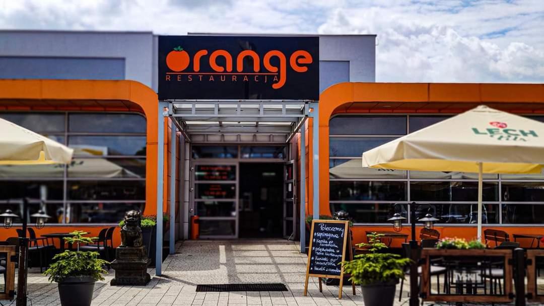 Hotel Orange เชสมีโรโว ภายนอก รูปภาพ